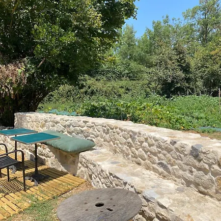 Maison D'artiste Climatisée Avec Jardin Privatif, La Campagne En Casa vacanze
