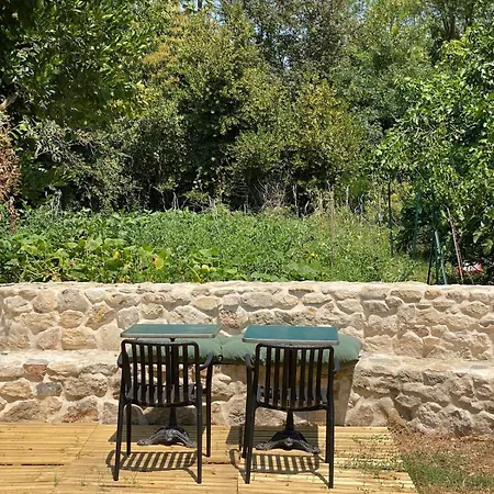 Maison D'artiste Climatisee Avec Jardin Privatif, La Campagne En Нарбонна
